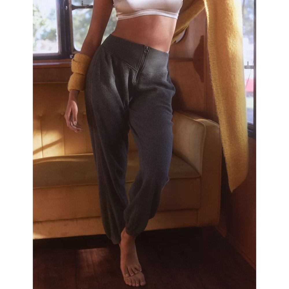 AERIE Sherpa Fleece Corset Zip Jogger Lounge Pants Fuzzy Cozy Gray Sz S - Picture 1 of 9